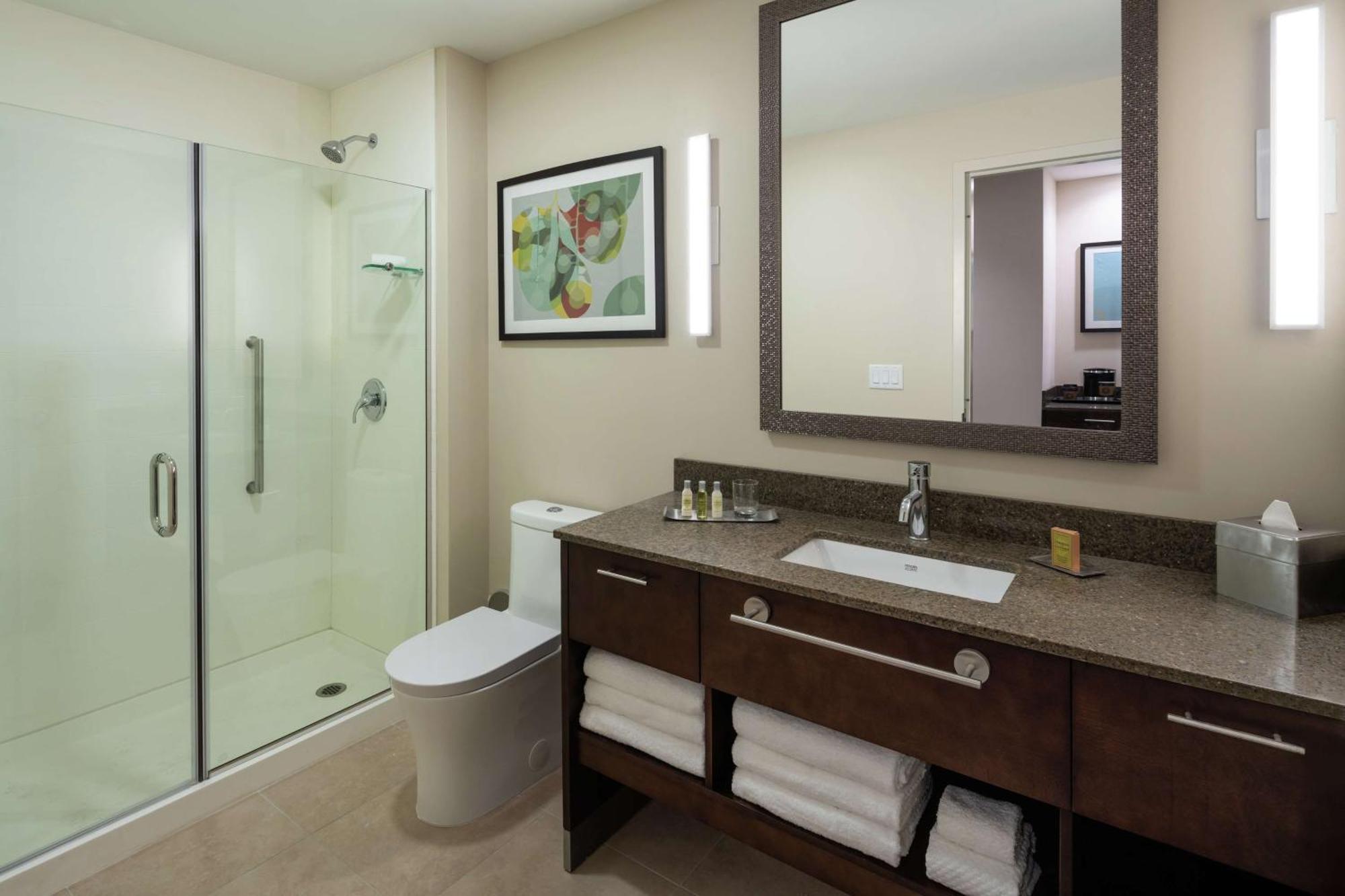 Doubletree By Hilton Miami Doral Hotel Sweetwater Exterior foto